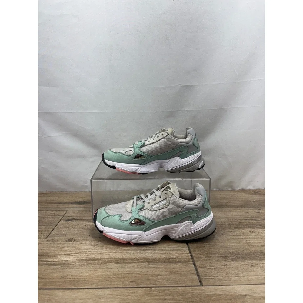 Adidas‎ Falcon Sneakers Lightweight Athletic Shoes Women's size 7